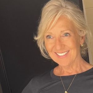 Meet your Posher, Julie